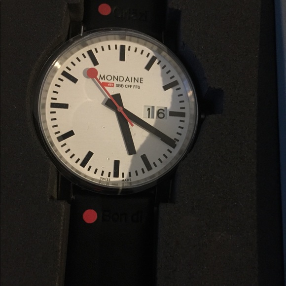 Mondaine watch big date new - Picture 1 of 1